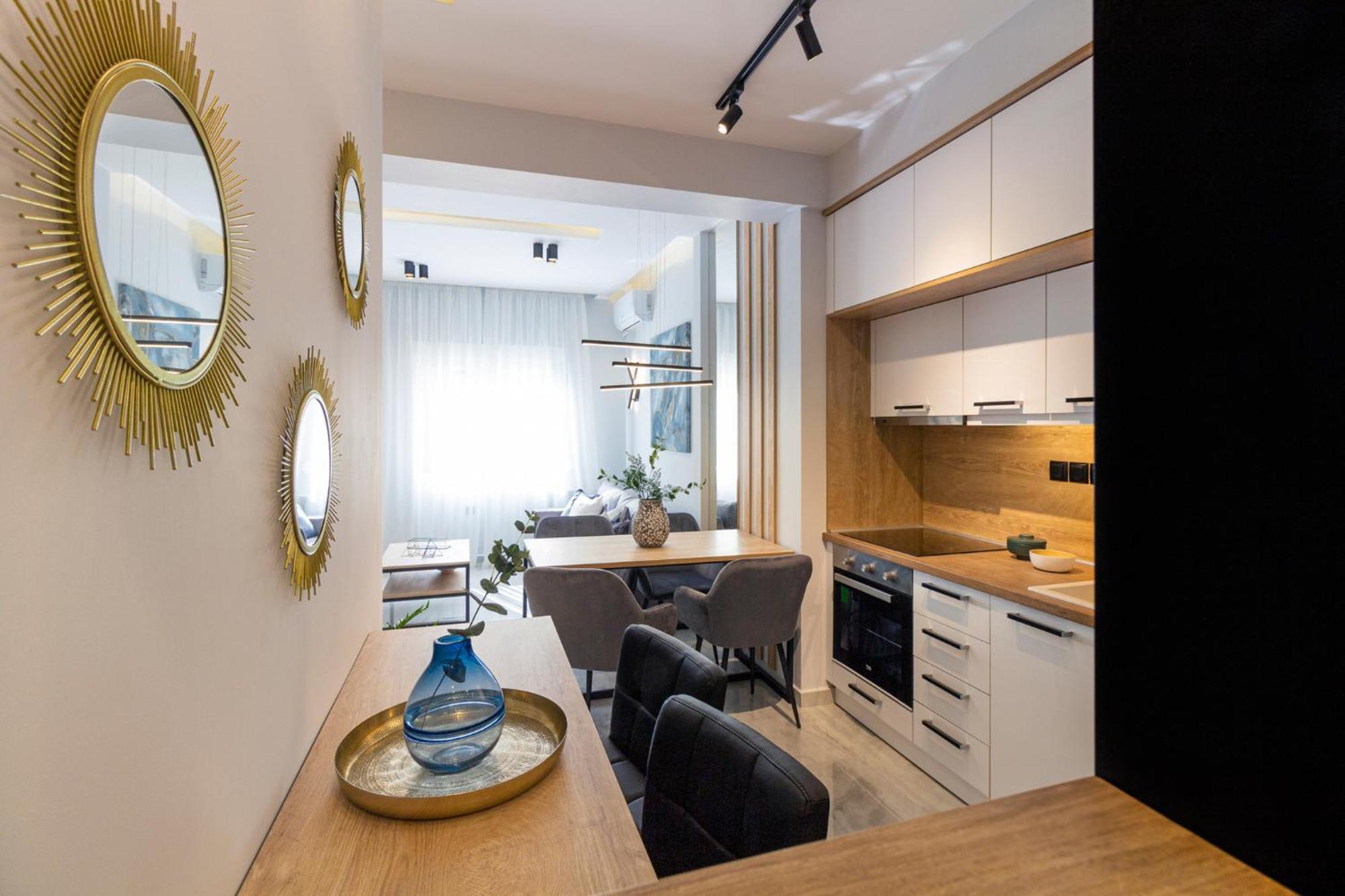 P Deluxe Suite2 Thessaloniki Exterior photo